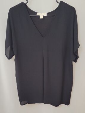 Michael Kors Black V-Neck Short Sleeve Blouse